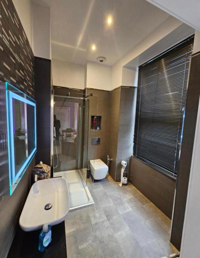 Luxury Family Room With Private Bathroom In The Heart Of Εδιμβούργο Εξωτερικό φωτογραφία