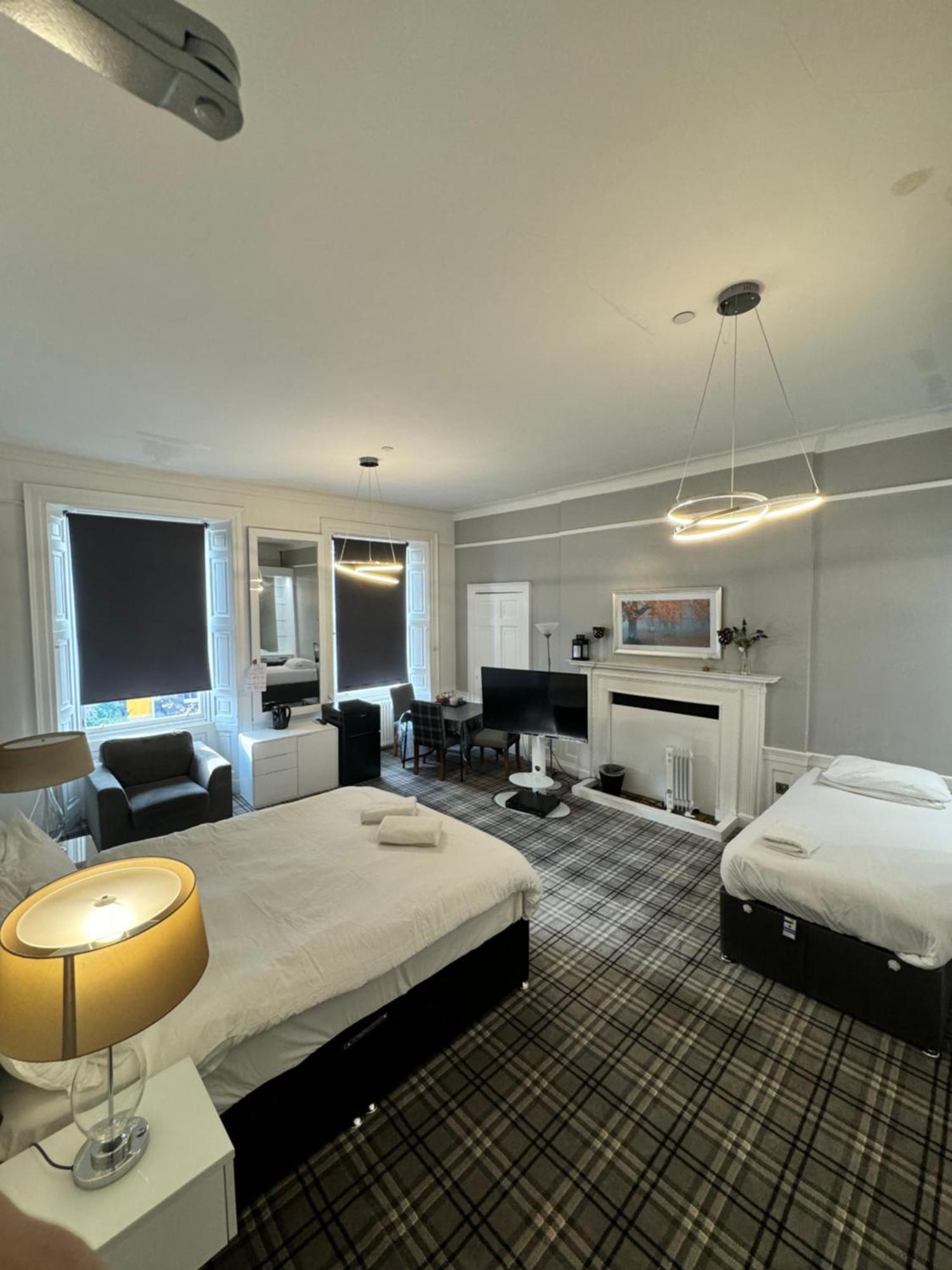 Luxury Family Room With Private Bathroom In The Heart Of Εδιμβούργο Εξωτερικό φωτογραφία